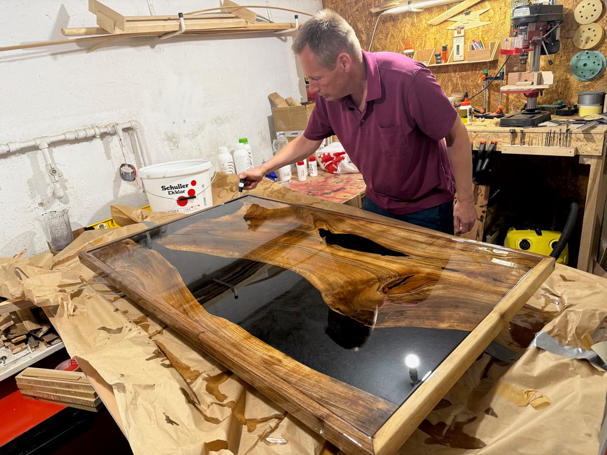 Artisan craftsman at work